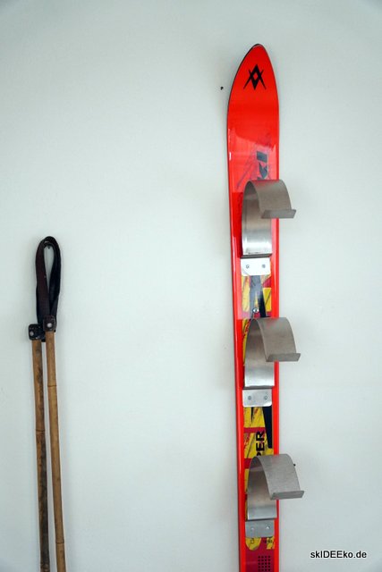 Cap-Holder-Ski "Roter Farbklecks" – Bild 9