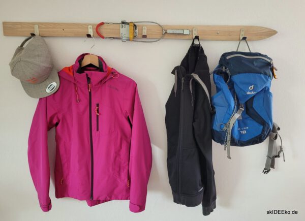 Ski Garderobenleiste "Mittelstation" – Bild 6