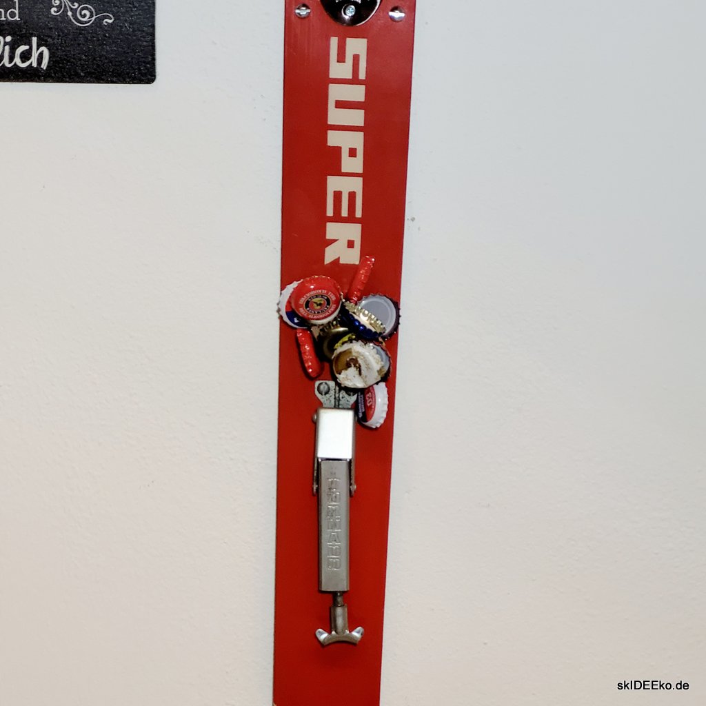Flaschenöffner-Ski "SUPER Rot" – Bild 3