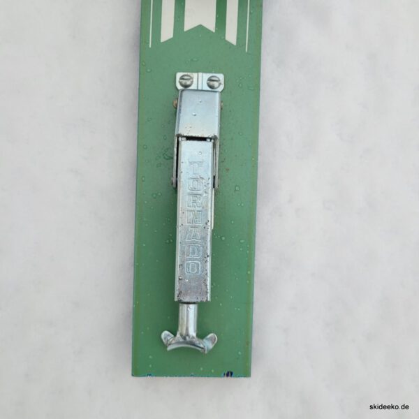 Flaschenöffner-Ski "Grüne Wiese" – Bild 9