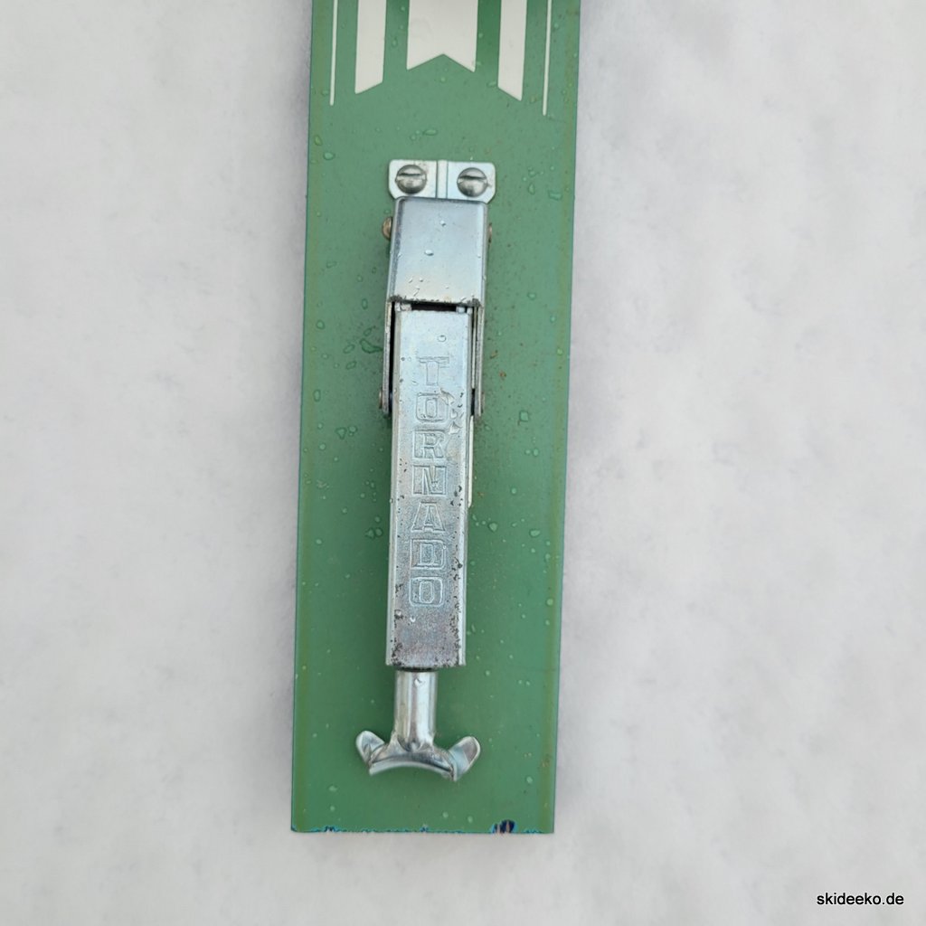 Flaschenöffner-Ski "Grüne Wiese" – Bild 9
