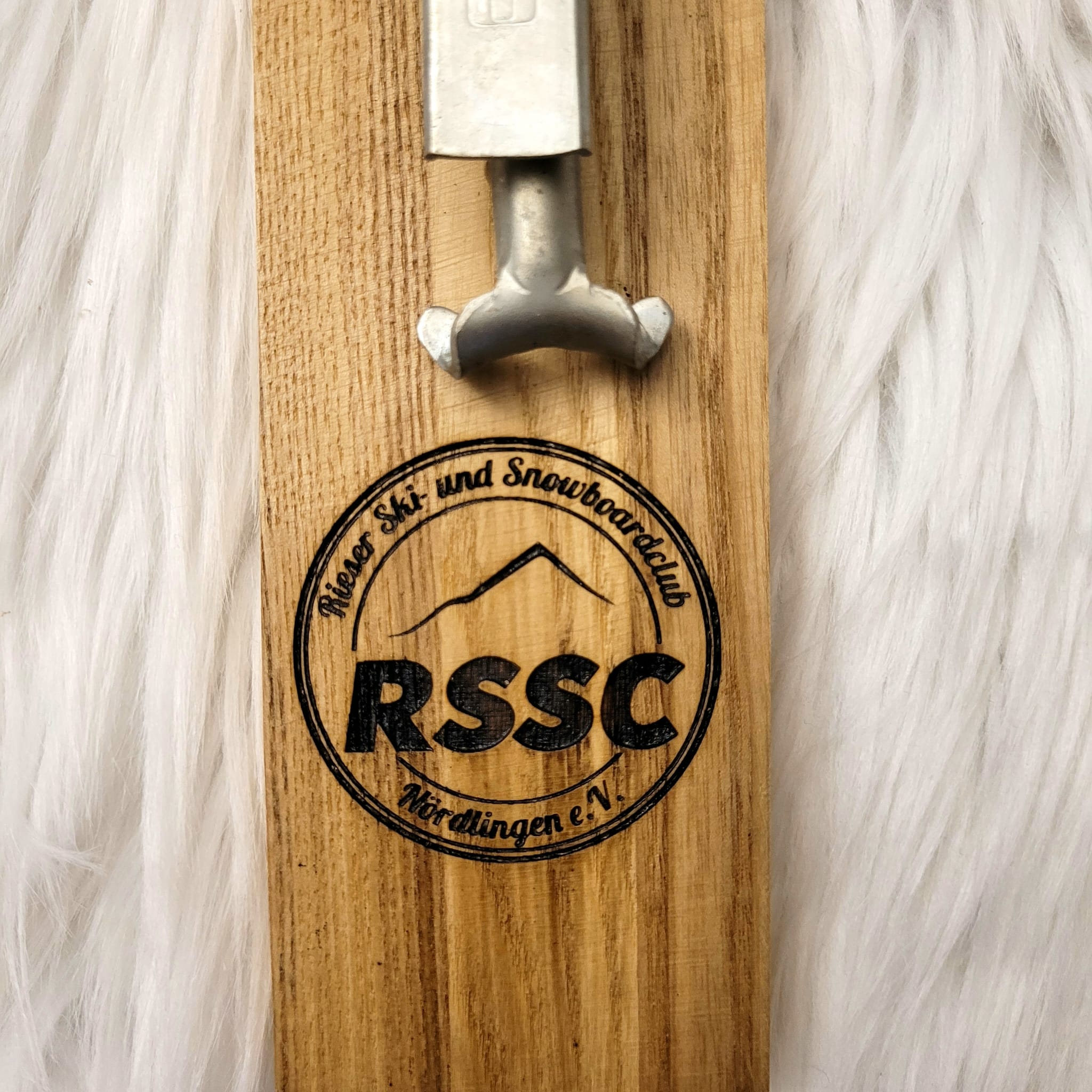 Flaschenöffner-Ski "Klassik Logo" – Bild 3