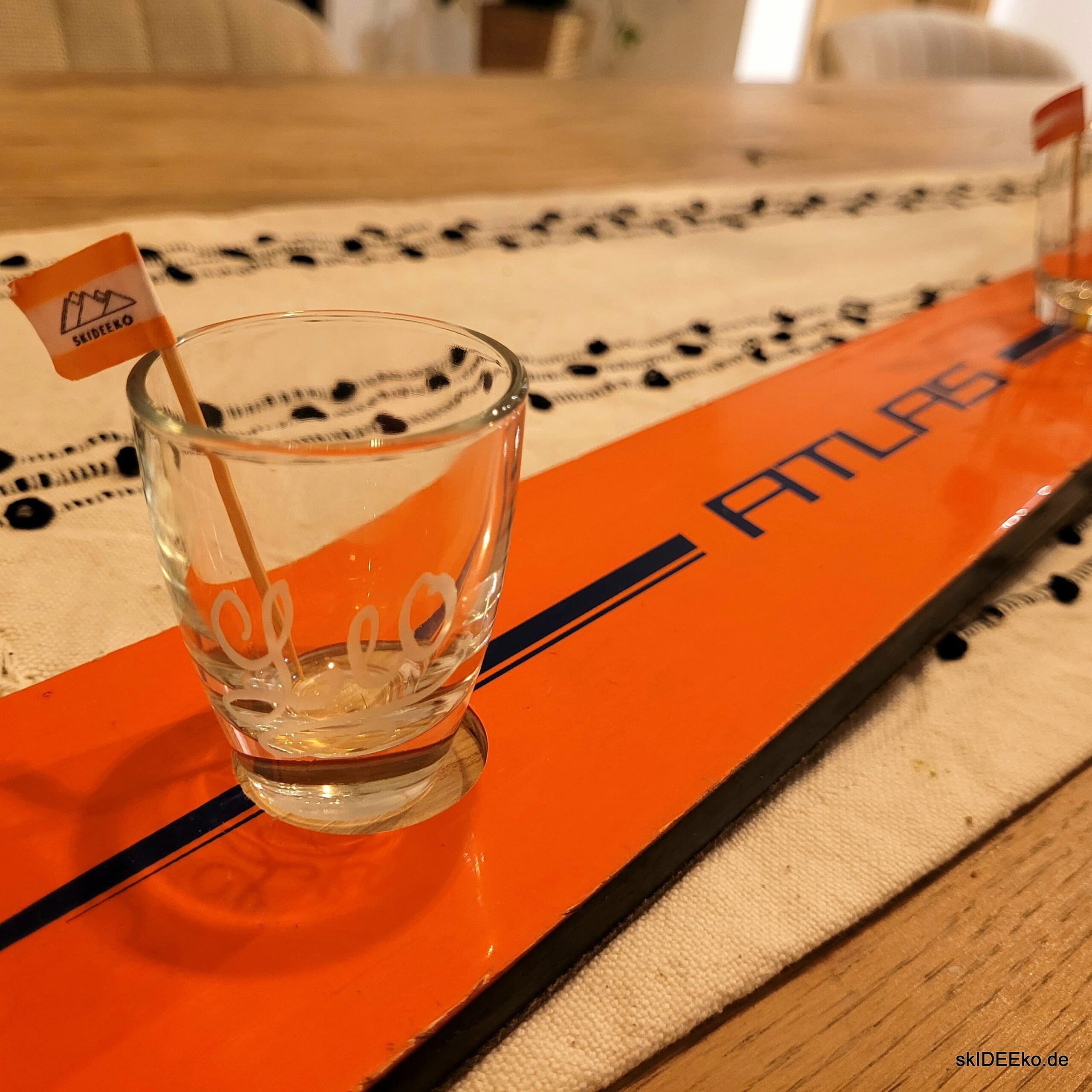 Schnapsski "Atlas 13" – Bild 4